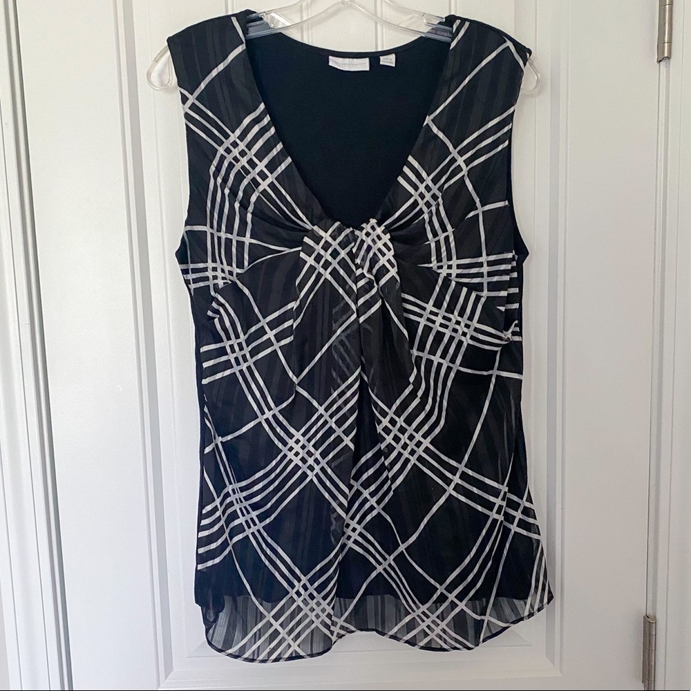 ⚡️NY&Co plaid & pinstriped shell - EUC!